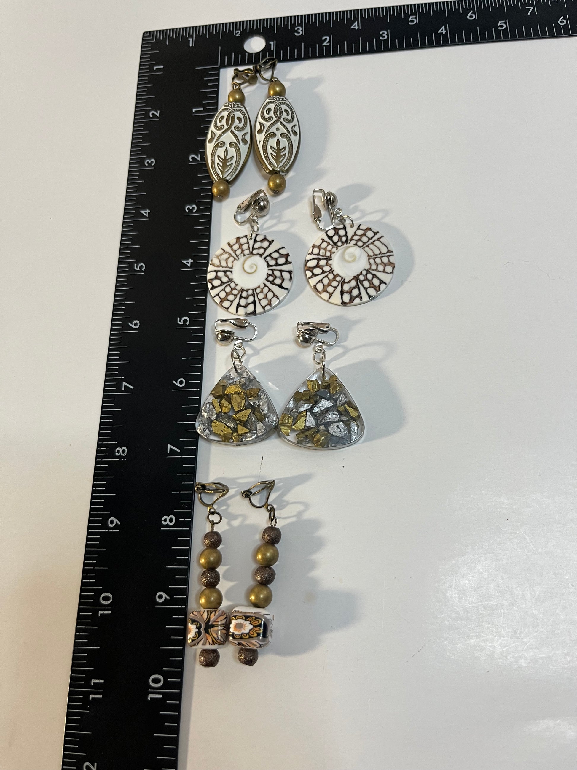 Mother of Pearl Resin Clip On Earrings 4 Pair Dangle2-3" Boho Hippie USA Made F5